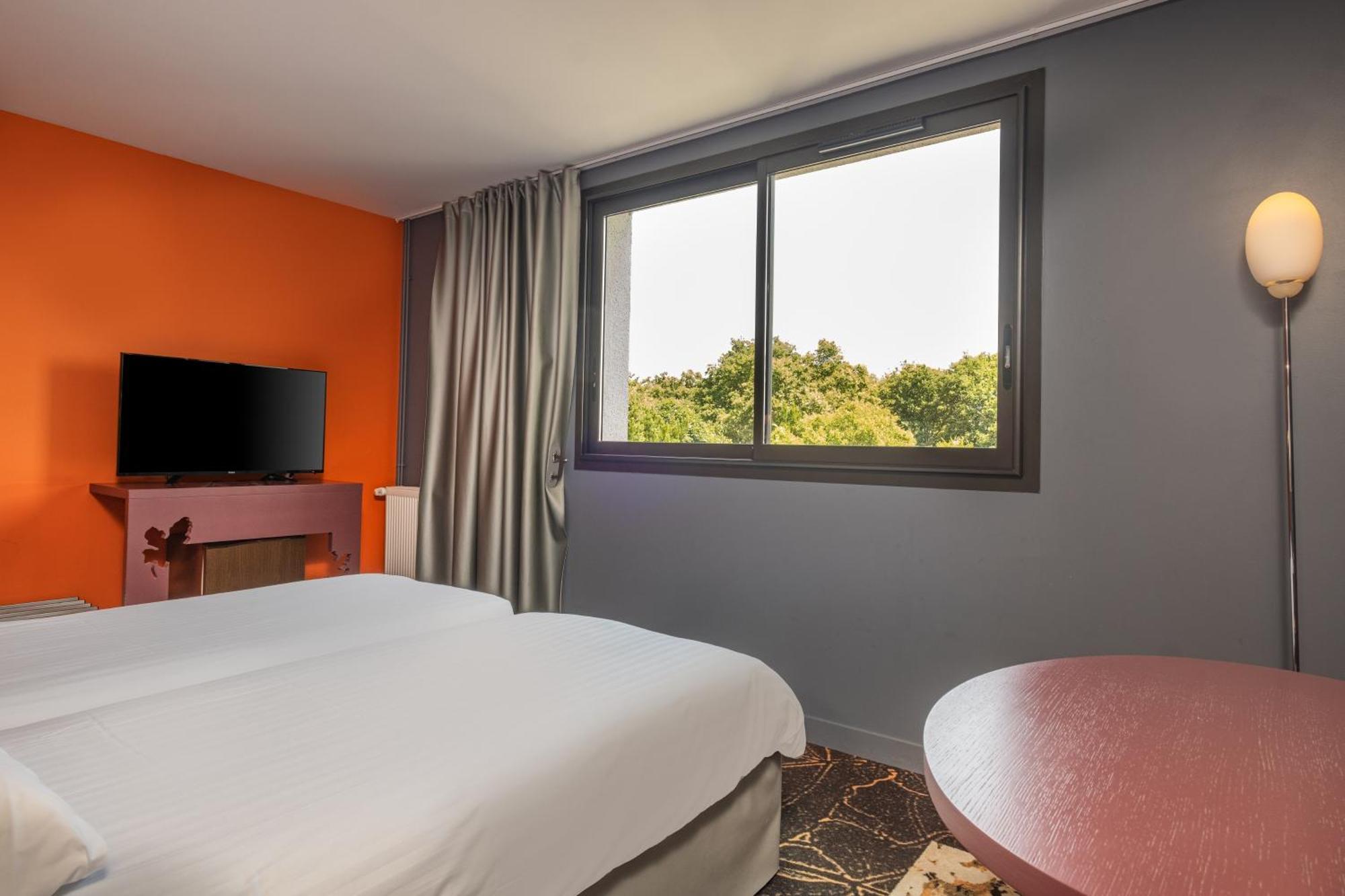 Logis Auberge De La Foret Le Gavre ห้อง รูปภาพ